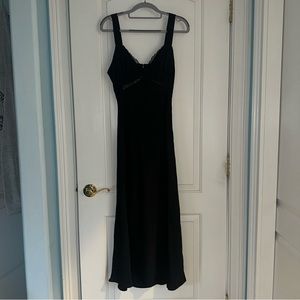 Forever 21 Black Maxi Lace Dress